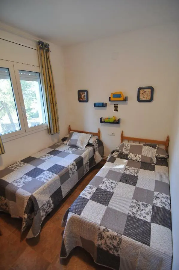 Villa 60 Carrer Tomas Breton Calafell